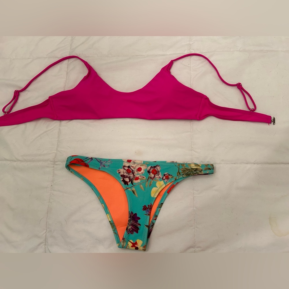 Women’s Swimsuit Sz. L